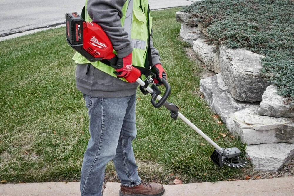 Milwaukee M18 FOPH-RA vyžínač plevele