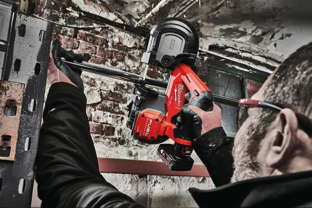 Milwaukee M12 FBS64-0C FUEL pásová pila
