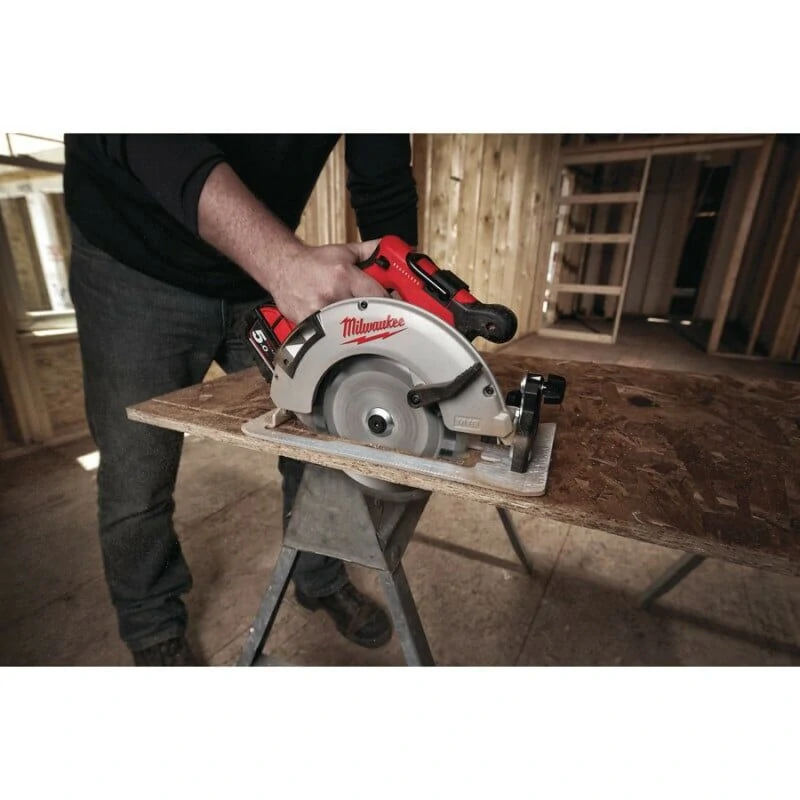 Milwaukee M18 BLCS66-0 okružní pila 190 mm