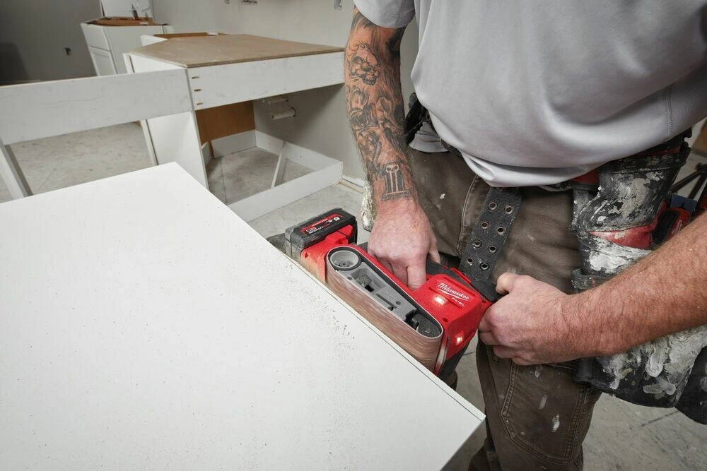 Milwaukee M18 FBTS75-0 pásová bruska 75 × 457 mm