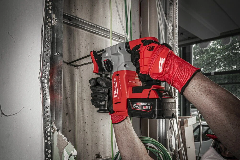 Milwaukee M18 BLH-0 aku kladivo SDS-Plus 26 mm