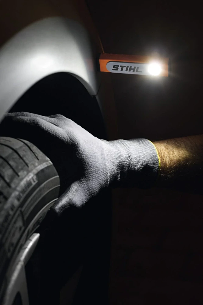 LED pracovní svítilna STIHL (04216000279)