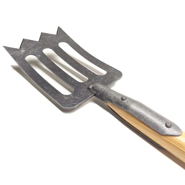 Rýč odlehčený zubatý KRUMPHOLZ, jasanová násada -T 115cm (1381)