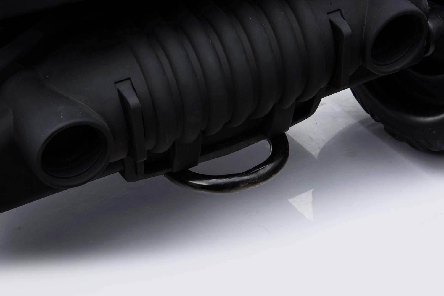 Dětské vozítko HECHT - FORD RANGER MONSTER TRUCK WHITE - akumulátorové autíčko