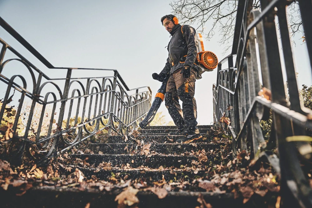 STIHL BGA 300