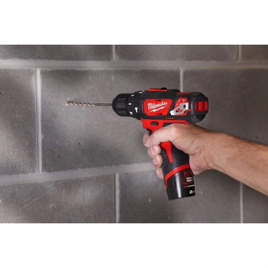 Milwaukee M12 BPD-202C M12™ kompaktní příklepová vrtačka