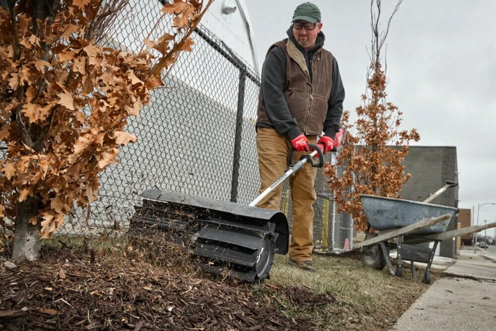 Milwaukee M18 FOPH-RBA gumový kartáč 4932479984