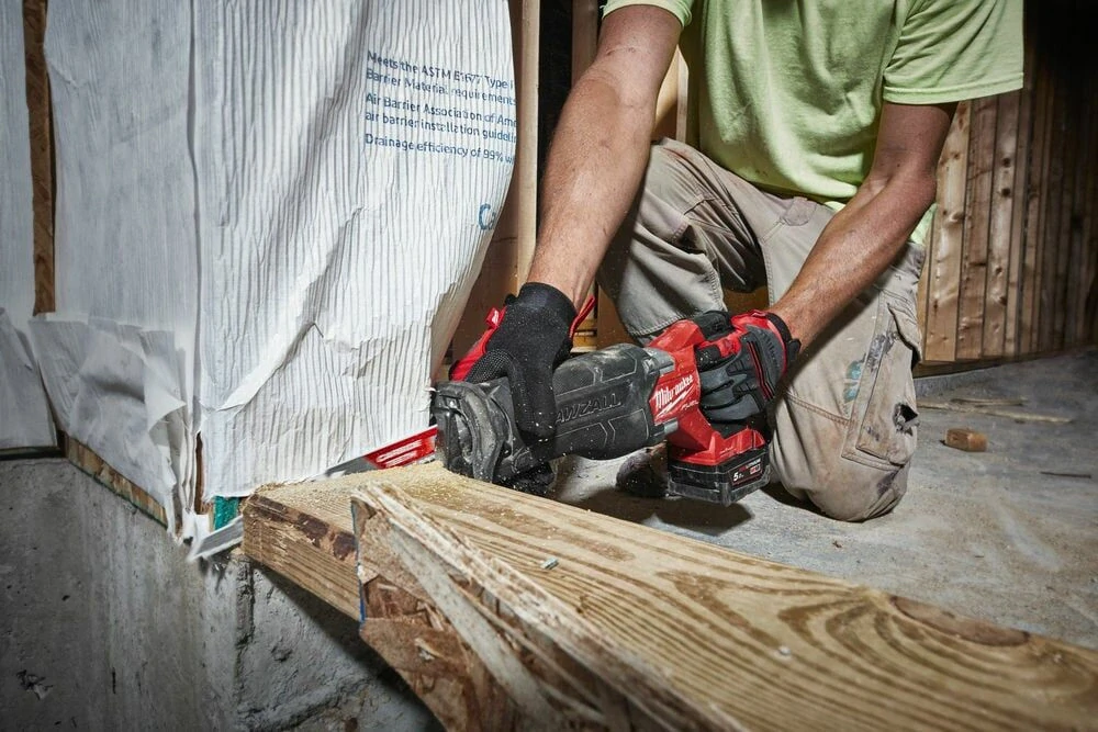 Milwaukee M18 ONEFSZ-502X FUEL ONE-KEY SAWZALL