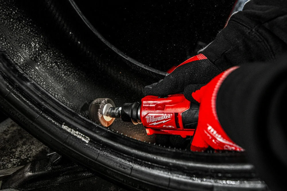 Milwaukee M12 FTB-0 FUEL bruska na pneumatiky