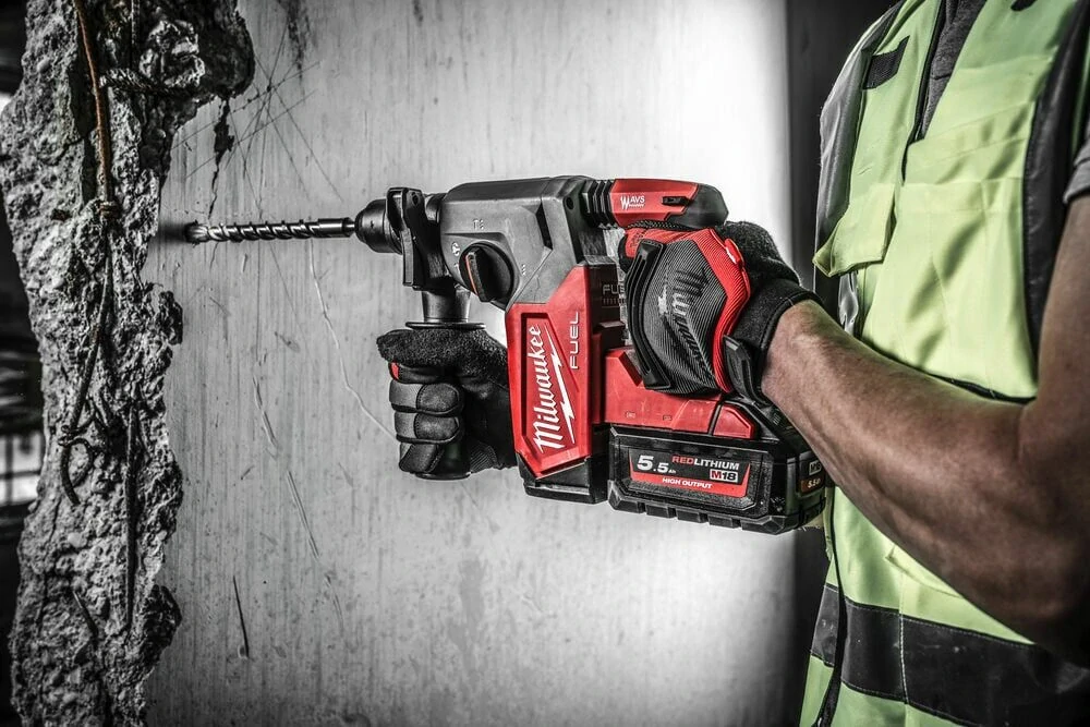 Milwaukee M18 FHX-0X FUEL™ aku kladivo FIXTEC™