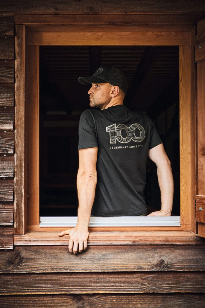 Unisex tričko 100 let STIHL černé (04213015956)