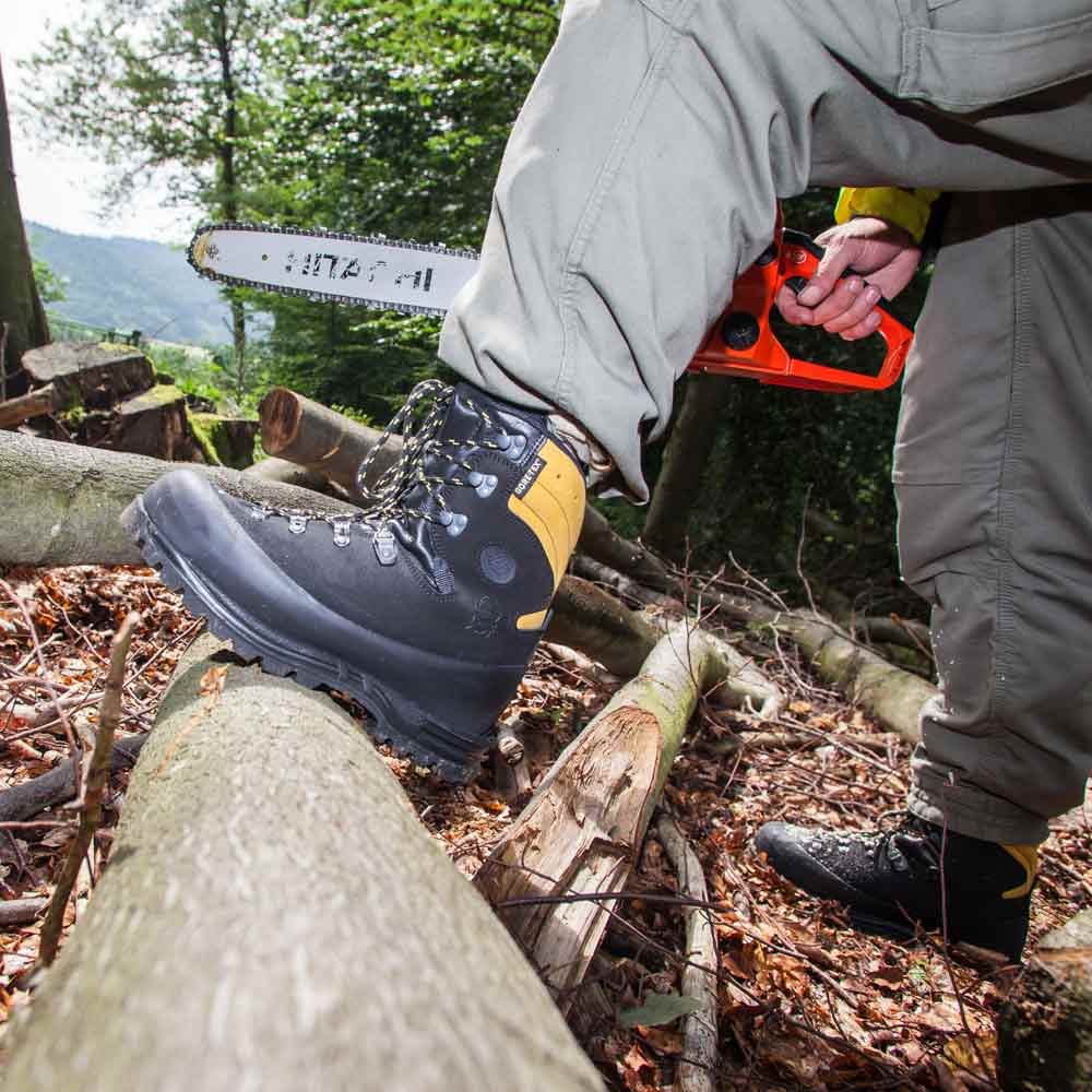 Protipořezová obuv Haix Protector Alpin (IT-125104) UK 9.5 / EU 44