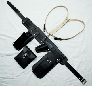 Dřevorubecké opaskové pouzdro s ramenním popruhem Forest II