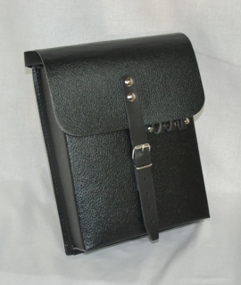 Černá brašna pro revírníky z hovězinové kůže 26x20x5 cm