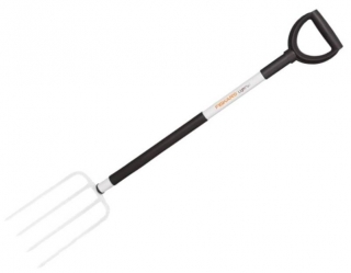 Lehké zahradní rycí vidle Fiskars 133503